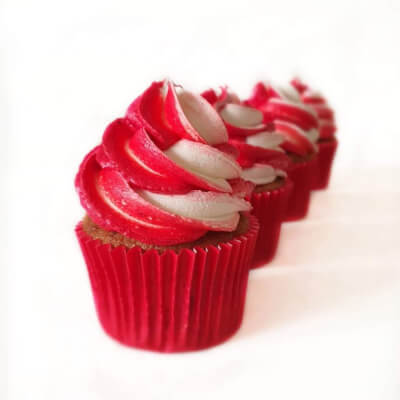 Strawberry Swirl Cupcakes 