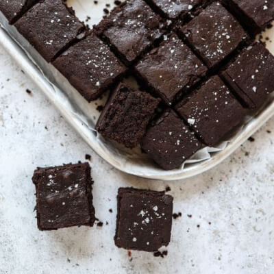 Delicious Gluten Free Chocolate Brownie Tray Bake 