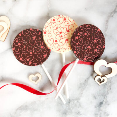 Romantic Hearts White Chocolate Lollipop