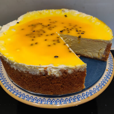 Passionfruit Cheesecake (6 Inch)