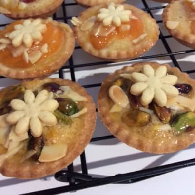 Special Offer  Box  : 12 Small French Tartes 