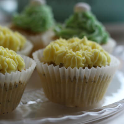 Lemon Poppy Seed Cupcakes