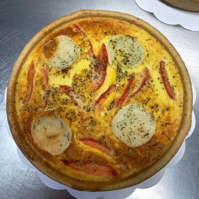 7 Inch Goats Cheese And Pepper Quiche  Serves 4 Portions
